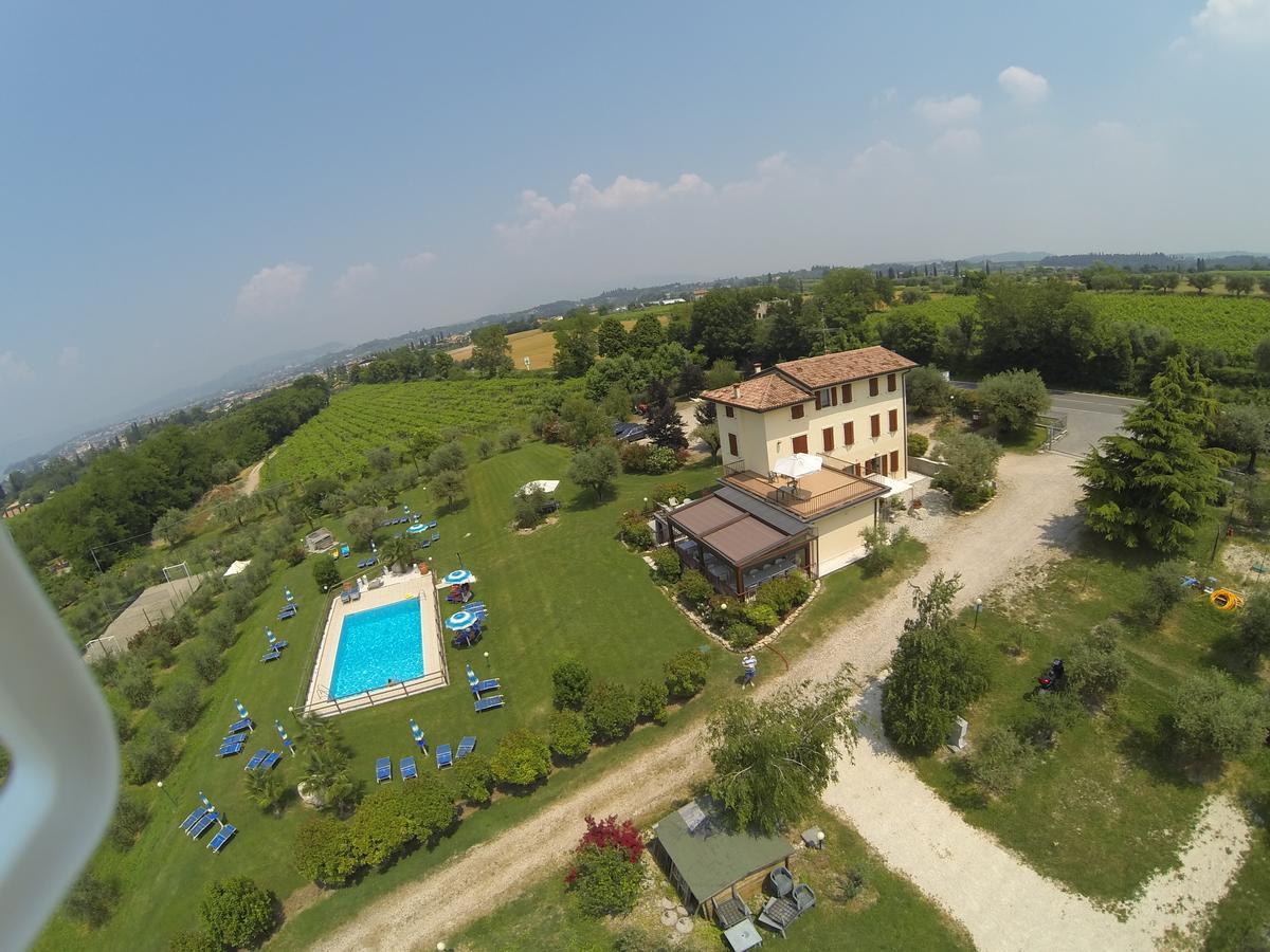Agriturismo Il Giardino Degli Ulivi Лацизе Экстерьер фото